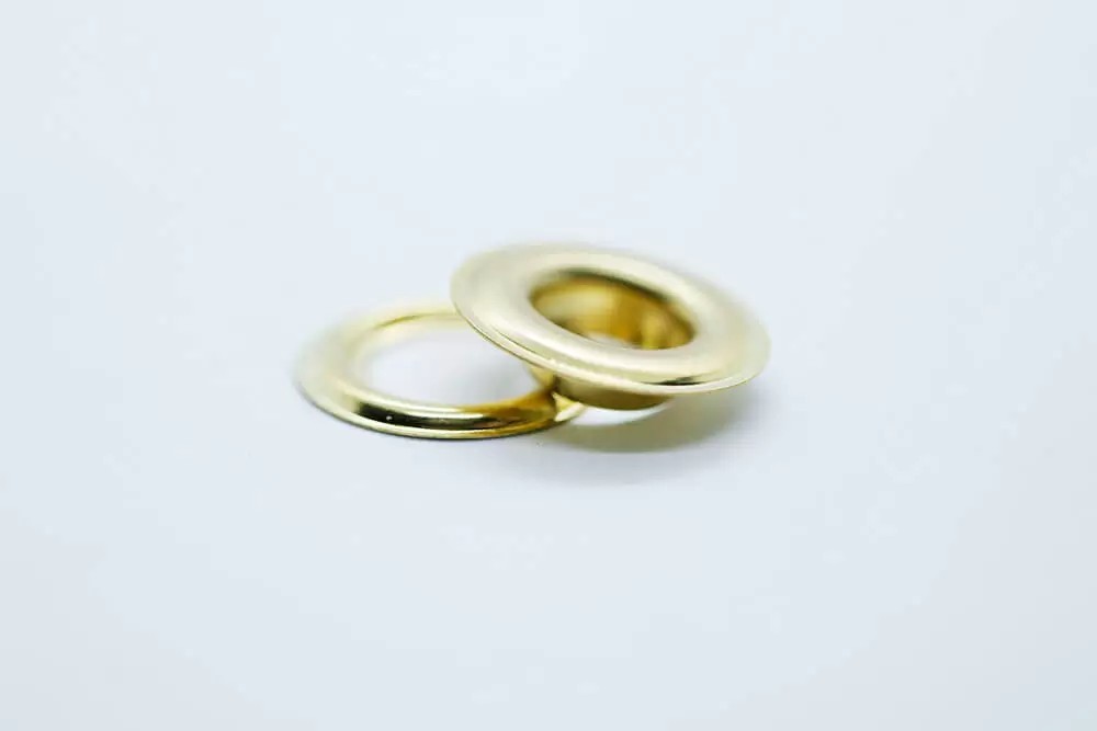 self-piercing-eyelets-size-3-brass