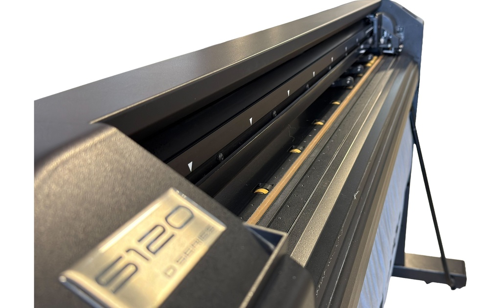 USED SUMMA S120 48" VINYL CUTTER