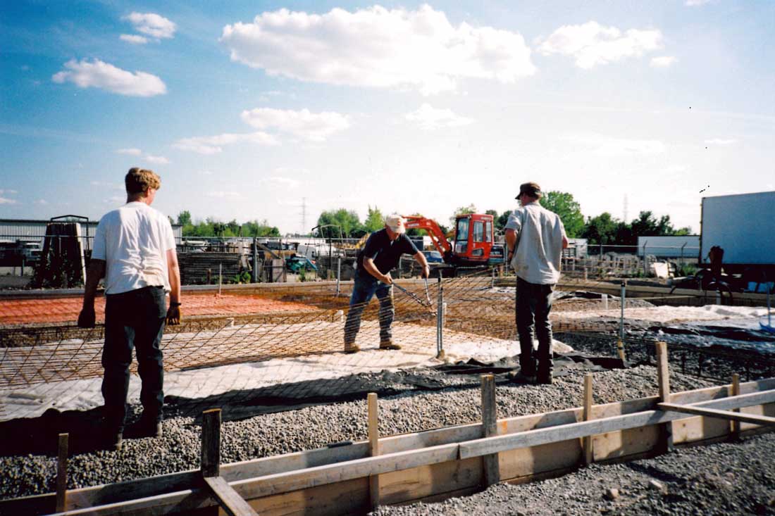 Summer 2000 new building 1